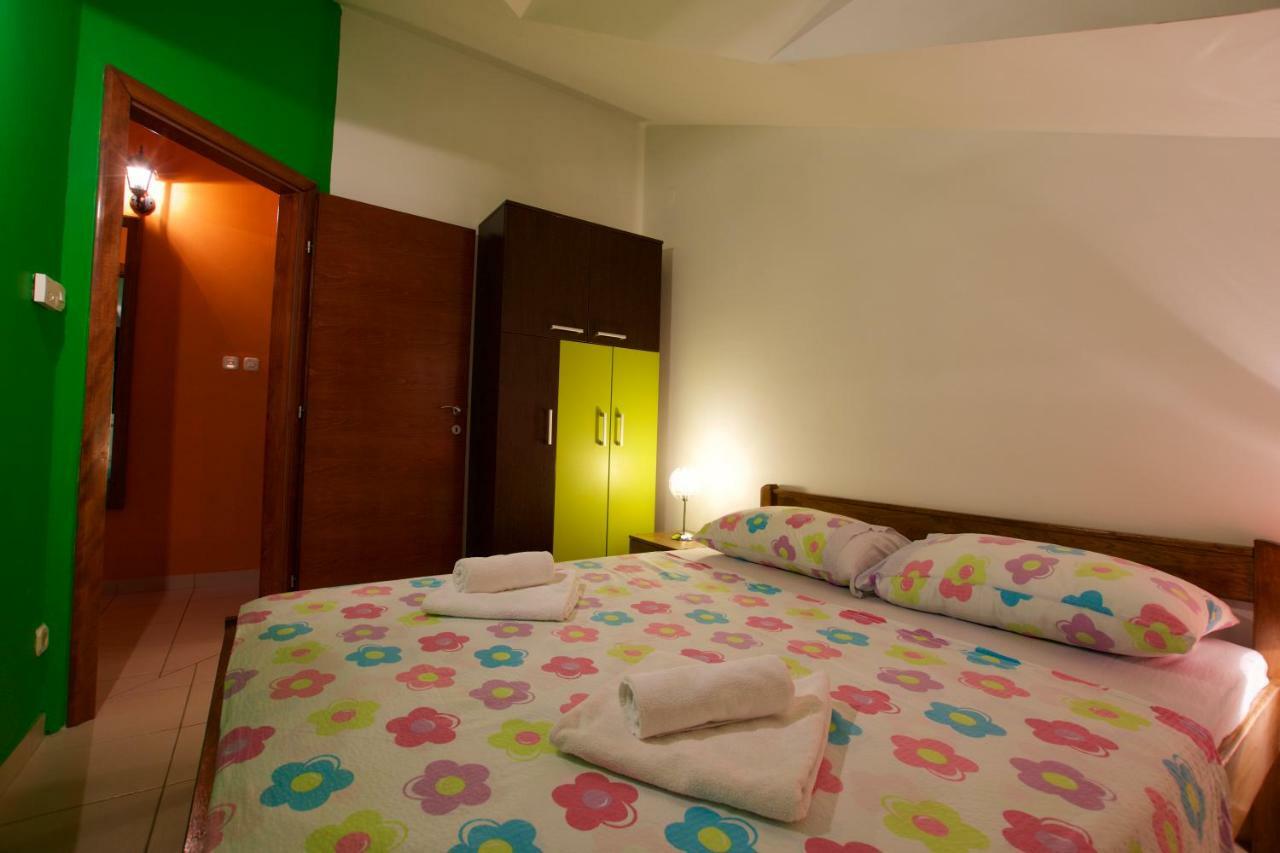Pansion Hrga Hotel Vodice Exterior photo