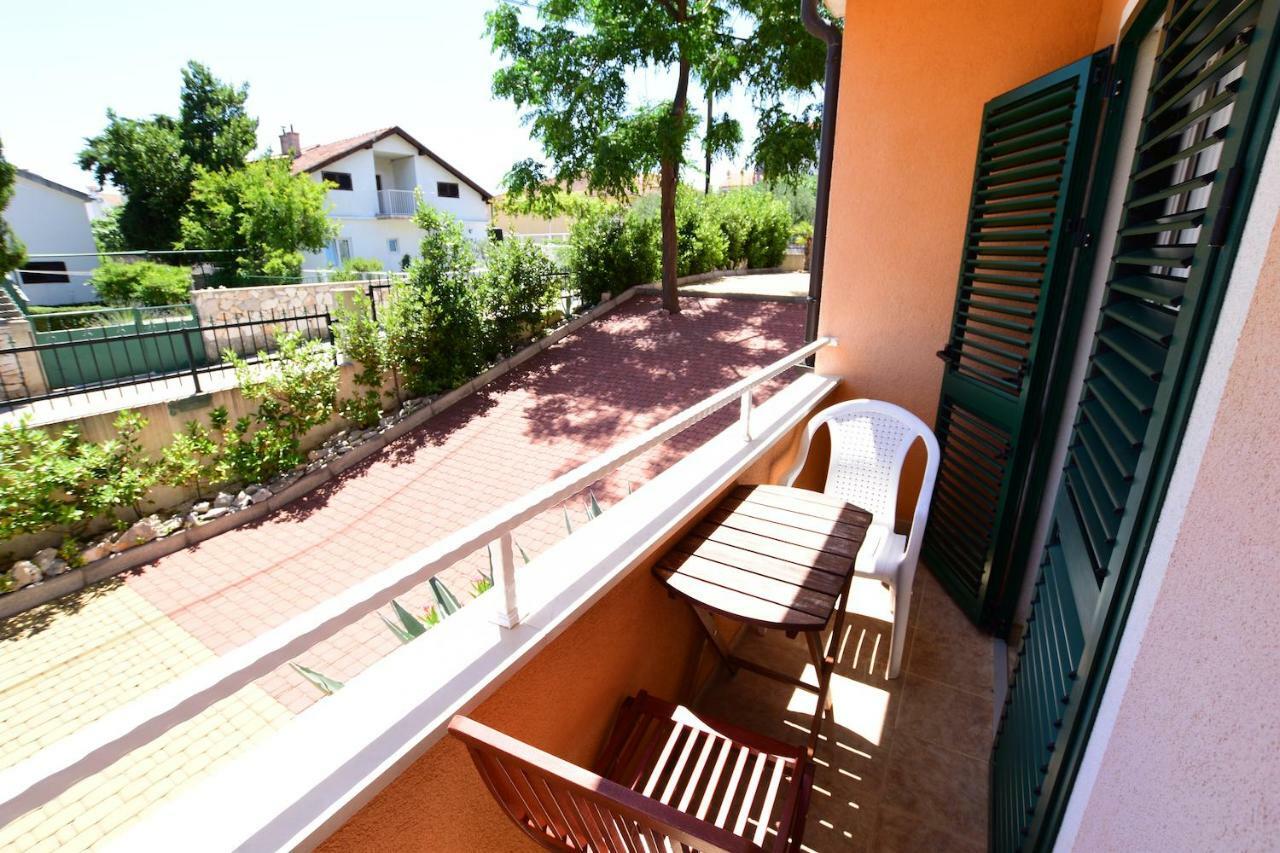 Pansion Hrga Hotel Vodice Exterior photo
